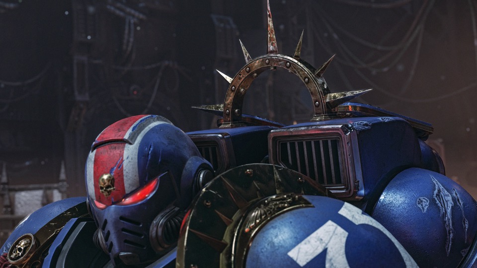 Space Marine 2 Ultramarine wearing the new Iron Halo cosmetic from Patch 15
